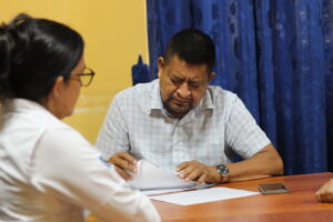 El alcalde Luis Mejira firmó el acuerdo para construcción del puente vehicular