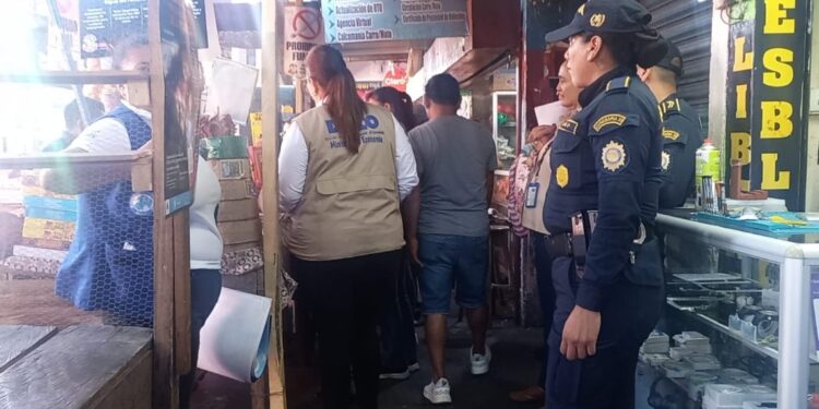 Autoridades supervisan ventas de pirotecnia en Suchitepéquez