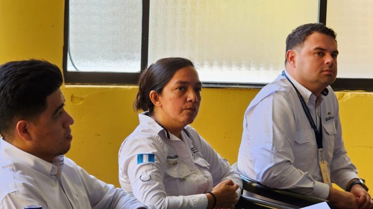 La reunion del CODEDE se llevó a cabo y se analizó el estado de la ejecución de obras públicas.