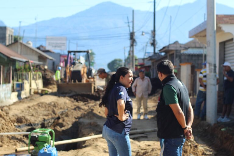 Se coordinan acciones para rehabilitar ruta departamental en Chocolá