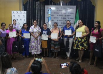 Conmemoración del Día Internacional de la Mujer reúne a lideresas del departamento en la Gobernación de Suchitepéquez