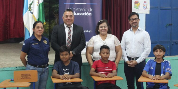 En Suchitepéquez, la educación sigue encontrando aliados.